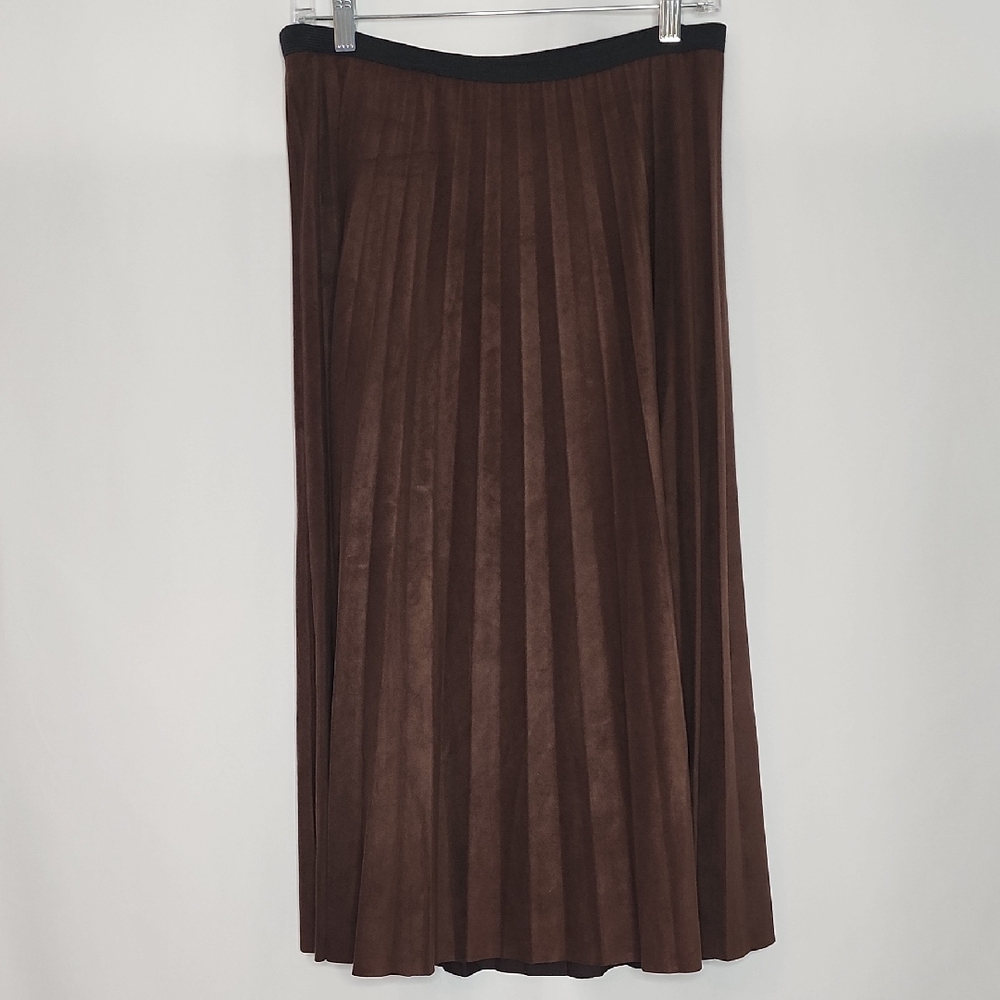 Velvet Chocolate A-Line Pleated Skirt Size Medium